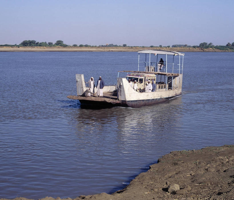 横图,室外,河流,水,船,客轮,尼罗河,苏丹,运输,摄影,渡轮,撒哈拉沙漠,彩图,旅行,横越