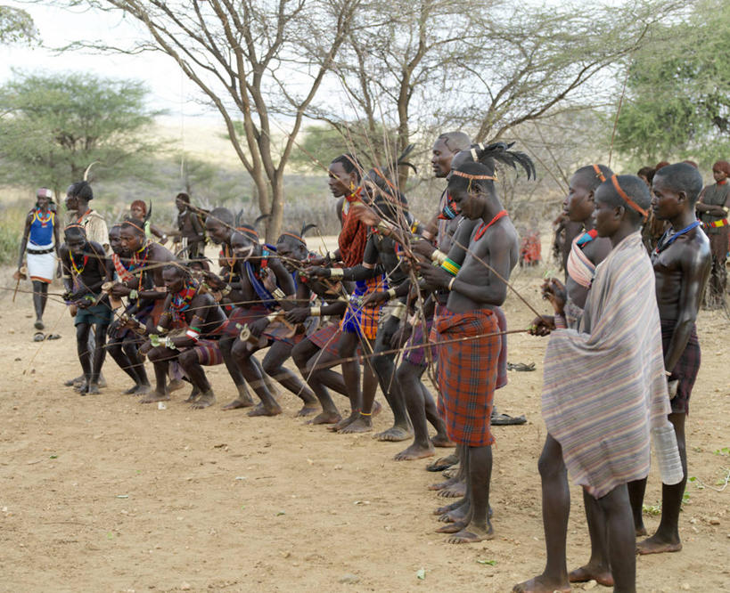 成年人,两个人,横图,项链,非洲,埃塞俄比亚,装饰,金属,珠子,摄影,黄铜,作画,典礼,非洲文化,美化,男人,女人,彩图,传统服装,传统文化