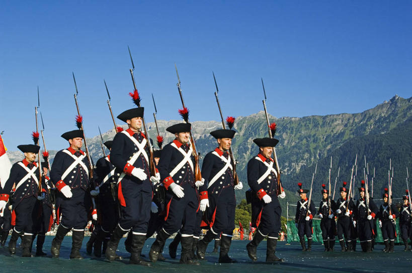 无人,横图,室外,山,山脉,雪,雪山,日光,瑞士,欧洲,地形,山顶,乡村,城镇,山谷,蓝色,风景,天空,自然,摄影,都市风光,中欧,少女峰,因特拉肯,彩图,罢工,山景城