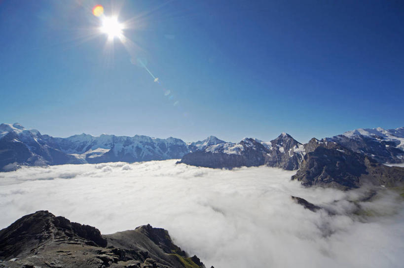无人,横图,室外,山,山脉,太阳,雪,瑞士,欧洲,云,高处,蓝色,风景,天空,摄影,阿尔卑斯山脉,劳特布龙嫩,岩石,彩图