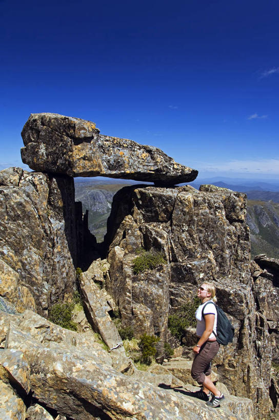 无人,横图,室外,美景,山,山脉,澳大利亚,地形,景观,山顶,历史,蓝色,风景,天空,自然,景色,摄影,宁静,国家公园,自然风光,塔斯马尼亚,澳大拉西亚,彩图,罢工