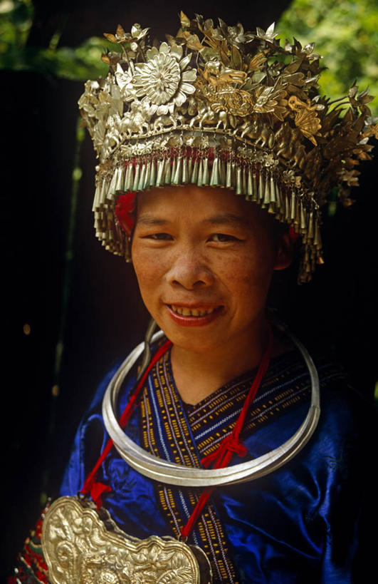 成年人,一个人,横图,水,宠物,亚洲,仅一个女性,少数民族,社区,摄影,贵州省,苗族,女人,水牛,洗涤,彩图,旅行,凯里