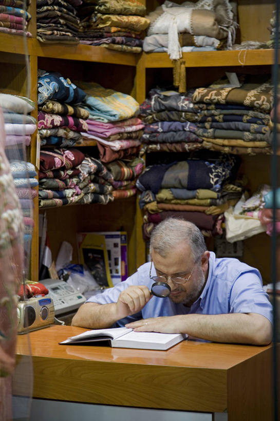 成年人,商店,竖图,满意,叙利亚,古城,市场,首都,放松,摄影,中东,膳食,大马士革,男人,彩图