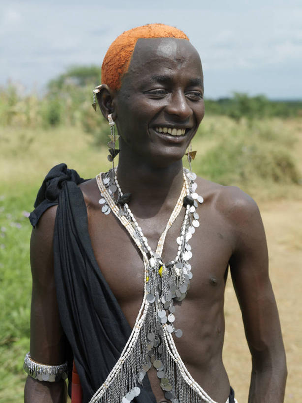 成年人,一个人,微笑,竖图,快乐,非洲,坦桑尼亚,仅一个男性,黑色,摄影,男人,彩图,马赛人