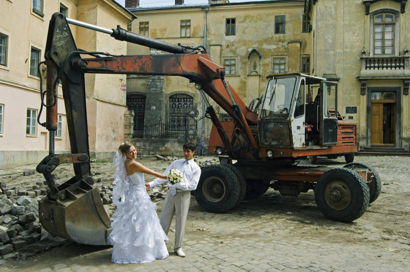 两个人,新娘,新郎,竖图,婚礼,快乐,乌克兰,套装,庆祝,结婚,浪漫,喜庆,摄影,纪念,典礼,东欧,彩图,爱,高兴,伴侣,传统文化