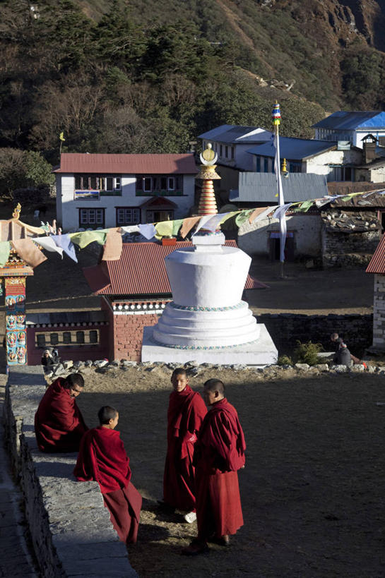 无人,横图,尼泊尔,亚洲,文字,墙,小路,祈祷,摄影,宗教,佛教,宗教建筑,喜马拉雅山脉,珠穆朗玛峰,灵性,彩图,旅行,鲲鹏