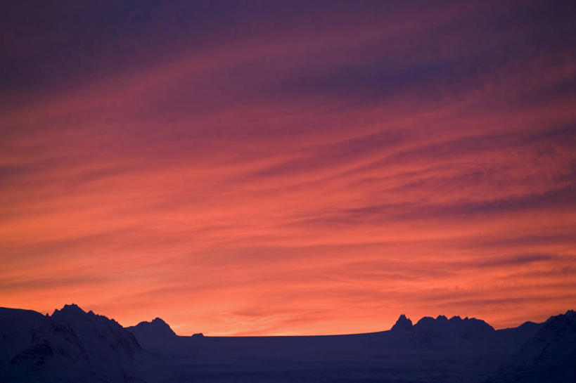 无人,横图,彩色,室外,侧面,日出,山,山脉,美国,环保,地形,山顶,黎明,红色,风景,天空,自然,摄影,能源,五颜六色,环境,色彩斑斓,回收,资源,北美,山脊,北美洲,美洲,剪影,五彩缤纷,冰河,利用,低碳,循环,阿拉斯加,阿拉斯加州,北亚美利加洲,亚美利加洲,五彩斑斓,最后的边疆,午夜阳光之地,持续,五光十色,基奈半岛,彩图,美利坚合众国,基奈,基奈山脉