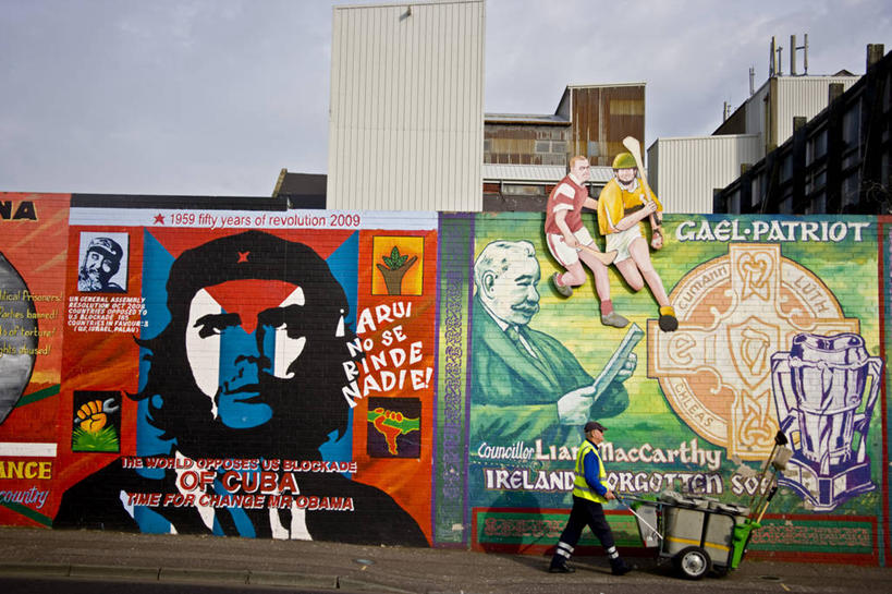 成年人,横图,街道,路,英国,北爱尔兰,艺术,墙,首都,艺人,壁画,摄影,政治,荣誉,街头艺人,革命,贝尔法斯特,美术工艺,男人,彩图,旅行,涂鸦
