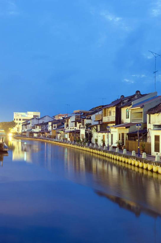 无人,竖图,彩色,室外,夜晚,河流,建筑,马来西亚,亚洲,光,蓝色,黄昏,摄影,东南亚,五颜六色,色彩斑斓,五彩缤纷,马六甲州,五彩斑斓,五光十色,彩图,旅行,马来文化