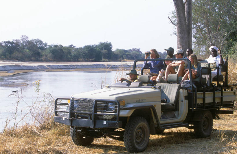 家庭,导游,横图,室外,白天,河流,非洲,赞比亚,打开,摄影,开启,四驱车,双筒望远镜,彩图