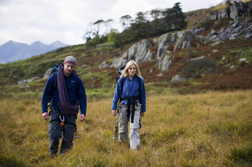 儿童,成年人,两个人,攀登,横图,室外,攀岩,山,山脉,英国,头饰,极限运动,绳子,摄影,活动,威尔士,冒险,男人,女孩,女人,爬山,彩图,斯诺登峰,北威尔士