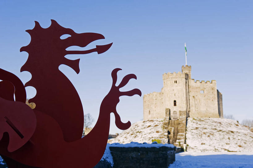 无人,竖图,室外,雪,建筑,英国,欧洲,城堡,冬天,塔,首都,历史,蓝色,白色,天空,寒冷,摄影,威尔士,加的夫,彩图