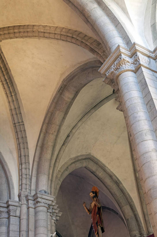 无人,教堂,竖图,旅游,建筑,瑞典,欧洲,岛,历史,地标建筑,摄影,斯堪的纳维亚,宗教建筑,斯堪狄纳维亚半岛,维斯比,彩图,旅行,大教堂,波罗的海三国,传统文化