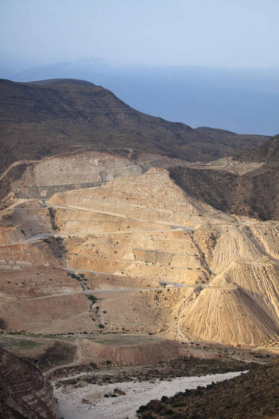 无人,竖图,室外,沙漠,山,山脉,阿曼,山路,摄影,中东,干的,波斯湾,塞拉莱,岩石,彩图,阿拉伯半岛