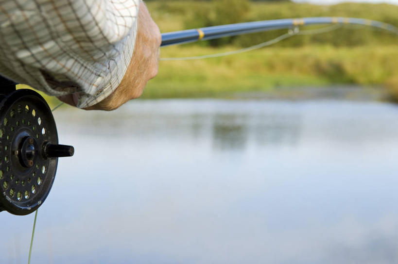 一个人,横图,室外,运动,湖,英国,欧洲,摄影,西欧,大不列颠,威尔士,大不列颠及北爱尔兰联合王国,大不列颠及爱尔兰联合王国,威尔士公国,钓竿,渔线轮,休闲活动,彩图,钓鱼,康威自治市,大不列颠王国,大英帝国,联合王国,日不落帝国,传统文化,北威尔士