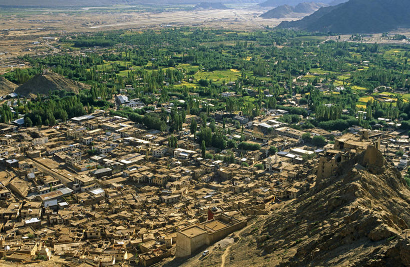 无人,家,吸烟,竖图,室外,火,印度,亚洲,房屋,乡村,摄影,住房,喜马拉雅山脉,喜马偕尔邦,彩图