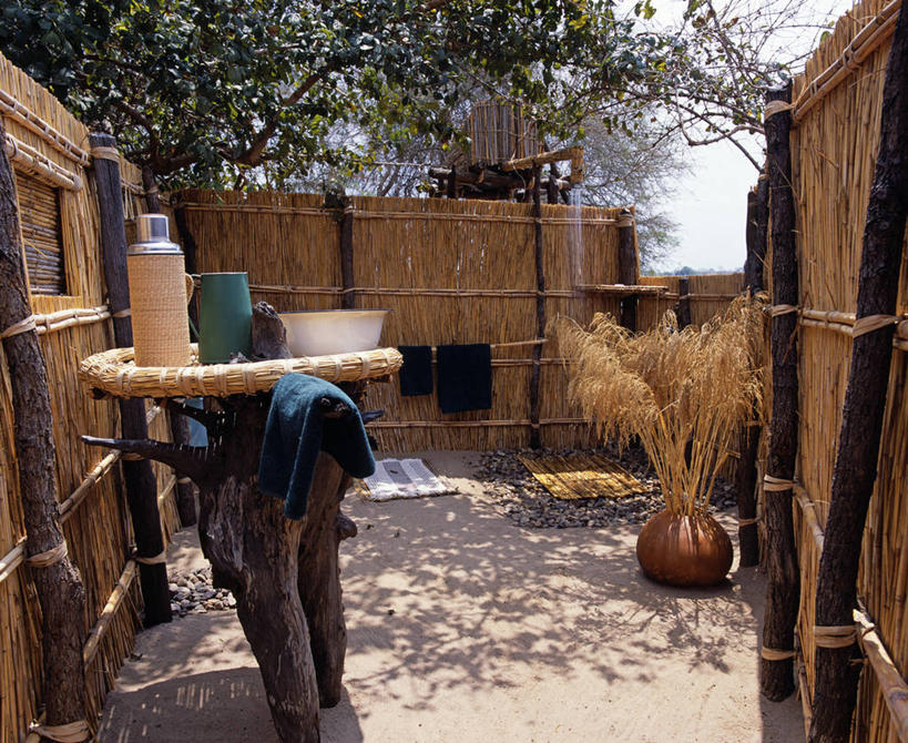 一个人,导游,竖图,室外,龟,非洲,赞比亚,摄影,来福枪,双筒望远镜,彩图