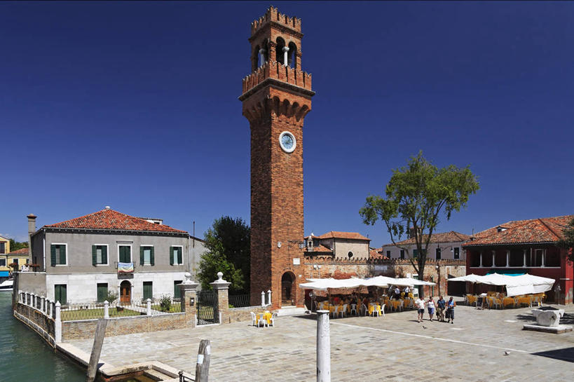 无人,横图,方图,室外,白天,水,建筑,意大利,欧洲,威尼斯,地形,塔,欧盟,方向,历史,蓝色,地标建筑,摄影,地中海,威尼托,南欧,意大利文化,威尼托大区,意大利共和国,首府,省会,威内托,威内托大区,穆拉诺岛,钟,彩图,旅行,咖啡馆,联合国教科文组织,威尼斯省,威尼斯水城
