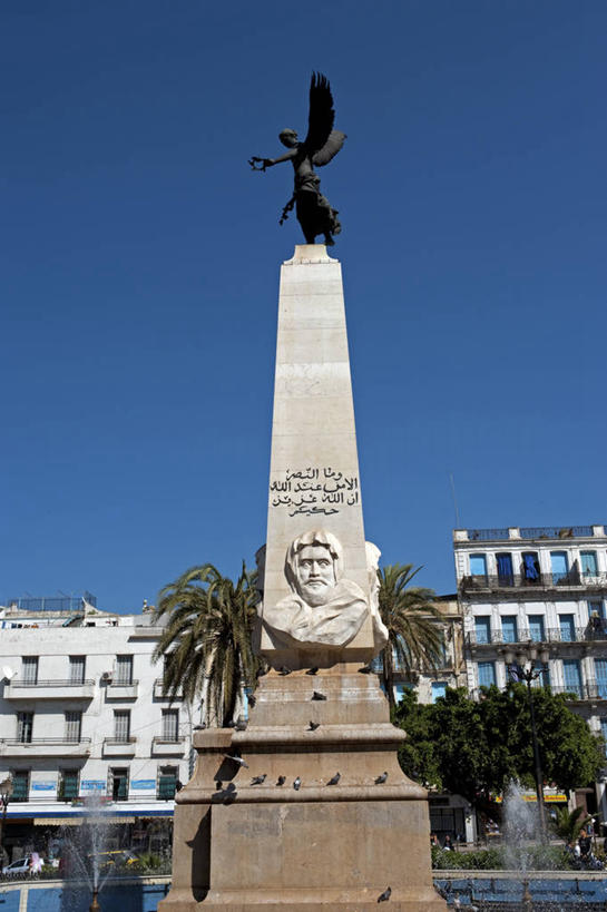 无人,竖图,雕塑,非洲,阿尔及利亚,天使,柱子,北,摄影,北非,彩图,旅行