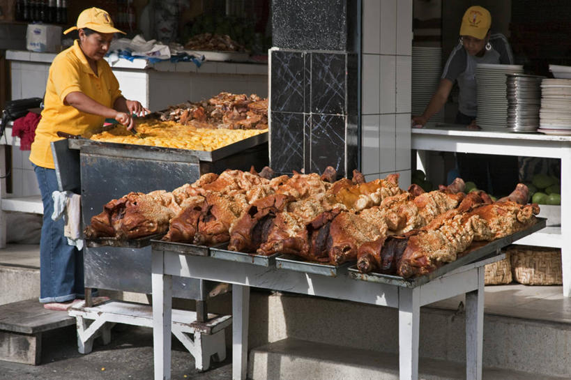 横图,室外,购物,烧烤,消费,厄瓜多尔,哺乳,肉,食品,集市,市场,猪肉,社区,南美,金融,摄影,拉丁美洲,选购,贸易,美国人,彩图,旅行,传统文化