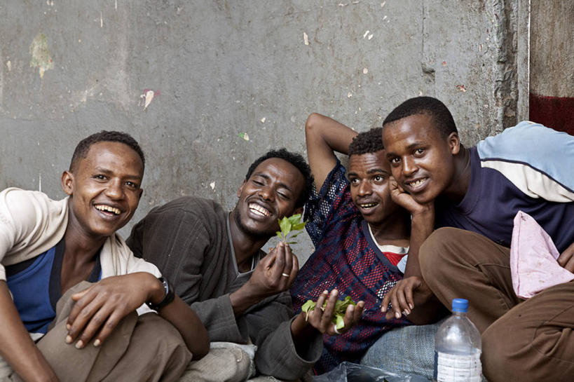 成年人,横图,购物,街道,水果,非洲,埃塞俄比亚,市场,货摊,地标建筑,摄影,伊斯兰教,贩卖,女人,彩图,柴火,联合国教科文组织