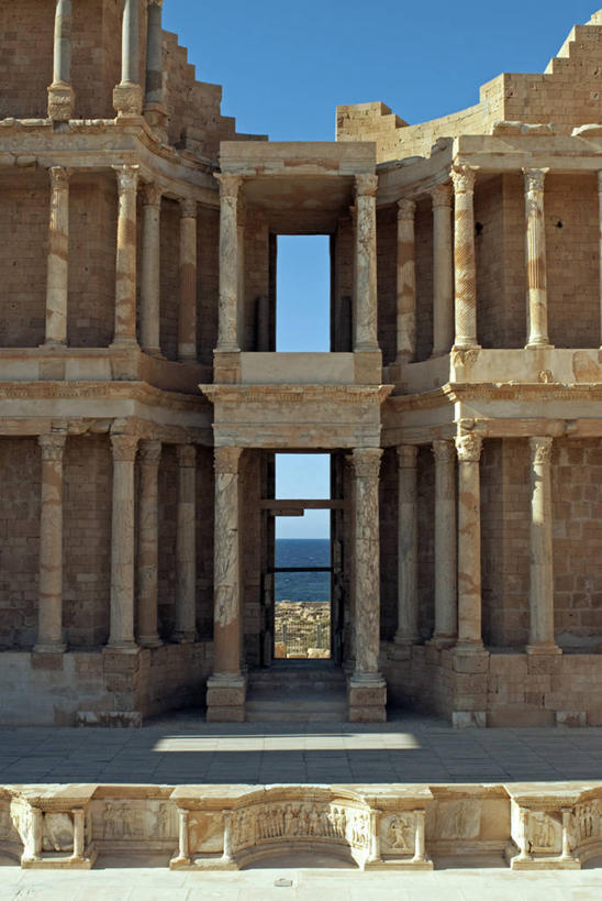 无人,舞台,竖图,建筑,非洲,利比亚,柱子,北,废墟,摄影,修复,北非,萨布拉塔,彩图,旅行,传统文化,联合国教科文组织