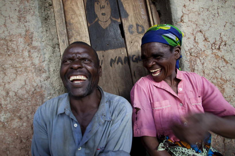 成年人,微笑,横图,室外,美景,非洲,马拉维,准备,工作,景观,乡村,面粉,食品,自然,社区,景色,摄影,瘦身,自然风光,问候,稷,女人,彩图,旅行,传统文化