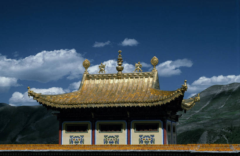 无人,寺庙,横图,室外,建筑,亚洲,装饰,龙,屋顶,屋檐,地标建筑,摄影,佛教,宗教建筑,中国文化,修道院,甘肃省,夏河,彩图,传统文化