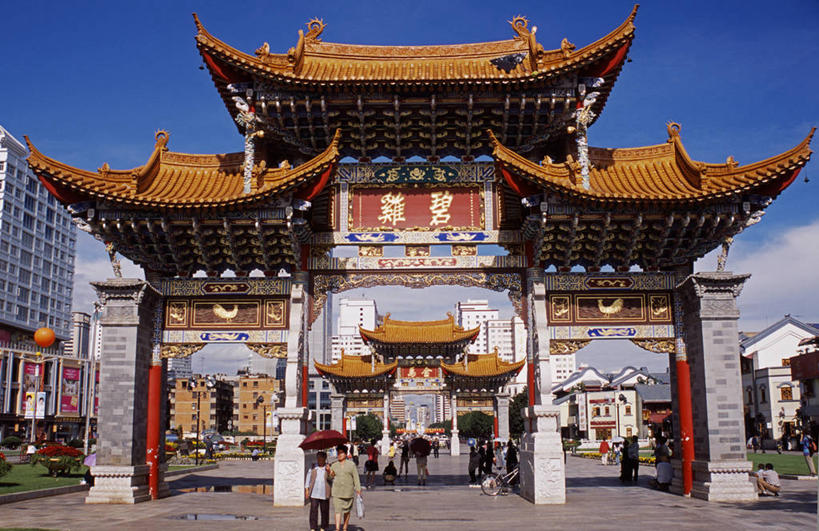 竖图,城市,路,自行车,昆明,亚洲,交通,车,脚踏车,骑,社区,交通工具,骑车,摄影,载具,忙碌,彩图,自行车道