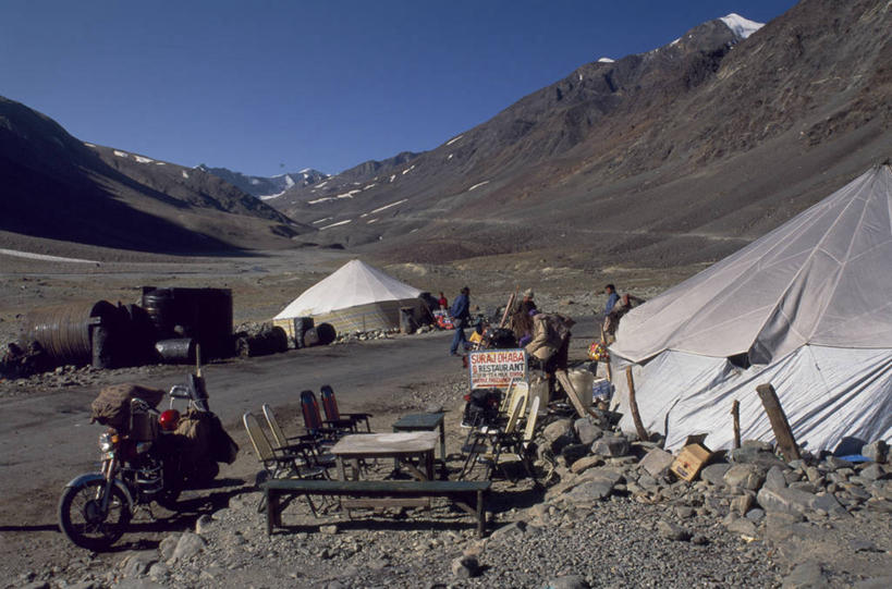 无人,横图,山,山脉,路,摩托车,印度,亚洲,日本文化,传递,帐篷,路边,货摊,饮料,摄影,干的,喜马拉雅山脉,彩图