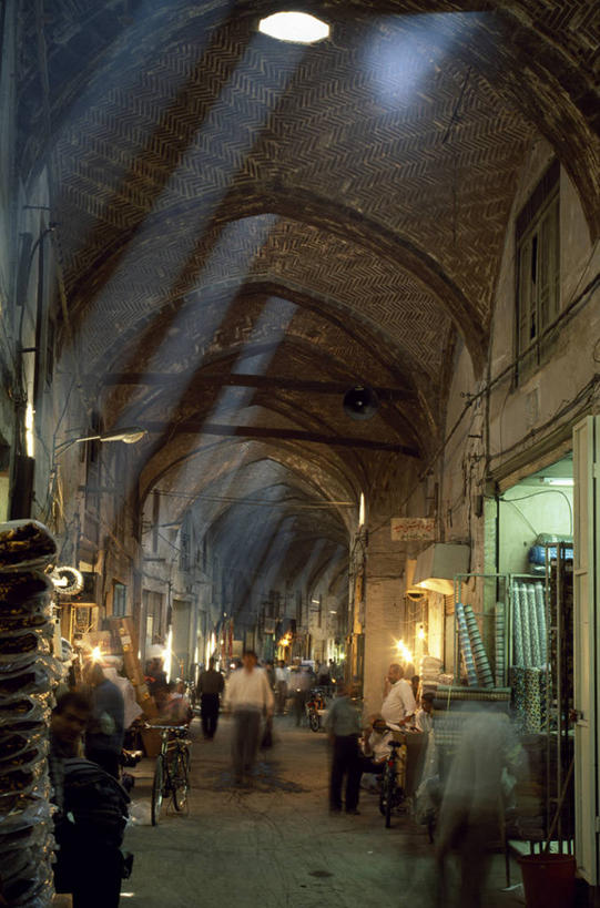 家庭,商店,竖图,室内,购物,消费,伊朗,亚洲,光,市场,顾客,温暖,温馨,一家人,摄影,和睦,贸易,伊斯法罕,彩图,融洽