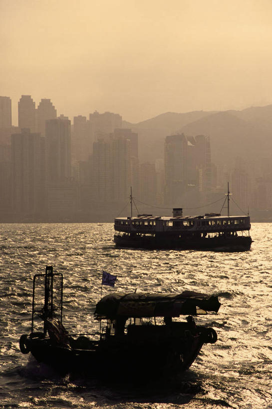 无人,码头,竖图,室外,海洋,水,天际线,雾,港口,摩天大楼,船,香港,亚洲,集装箱,货柜,维多利亚港,容器,箱子,橙色,运输,摄影,运河,货运,客船,剪影,物流,摩托艇,彩图,旅行,摆渡口,埠头,渡口,渡头,港湾,海港,货运码头,口岸,商港,天星小轮,横越,海上运输