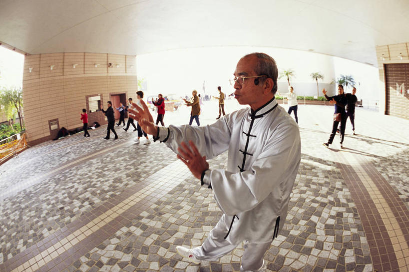 一个人,导演,码头,横图,道路,港口,路,雕塑,香港,亚洲,雕像,小路,交通,星形,工业,摄影,纪念,留念,图标,剪影,怀念,九龙,尖沙咀,贡献,好莱坞星光大道,彩图,旅行,摆渡口,埠头,渡口,渡头,港湾,海港,货运码头,口岸,商港,电影摄影师,电视摄像机,林荫大道