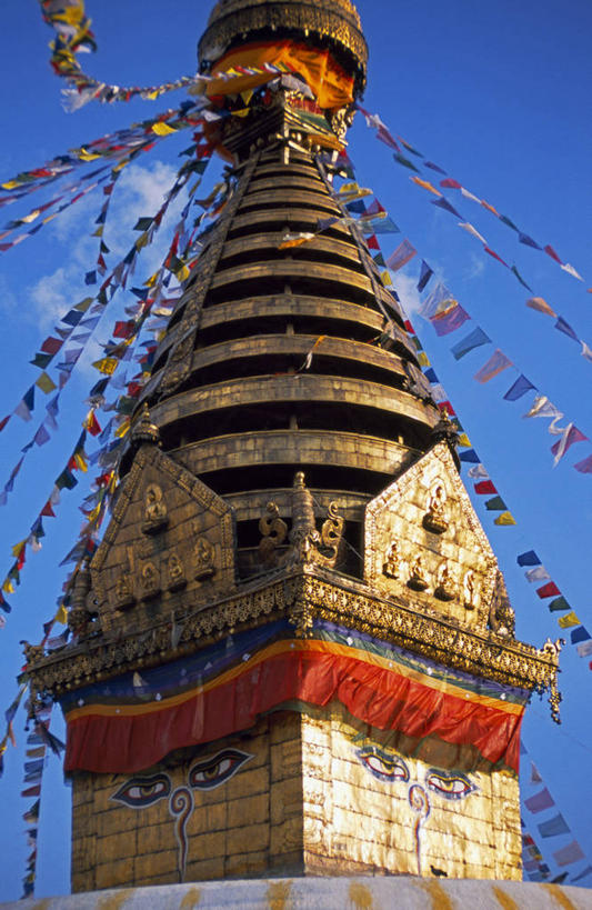 寺庙,教堂,竖图,尼泊尔,亚洲,首都,黄金,经幡,摄影,宗教,佛教,神殿,宗教建筑,祭坛,加德满都,苏瓦扬布拿佛塔,灵性,彩图,朝拜者