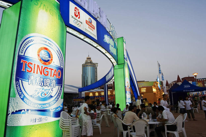 啤酒,横图,彩色,室外,旅游,度假,日落,中国,亚洲,行人,游客,游人,节日,庆祝,路人,旅客,绿色,黄昏,啤酒节,摄影,五颜六色,色彩斑斓,五彩缤纷,群众,东亚,山东省,五彩斑斓,五光十色,过客,休闲活动,彩图,旅行,传统文化