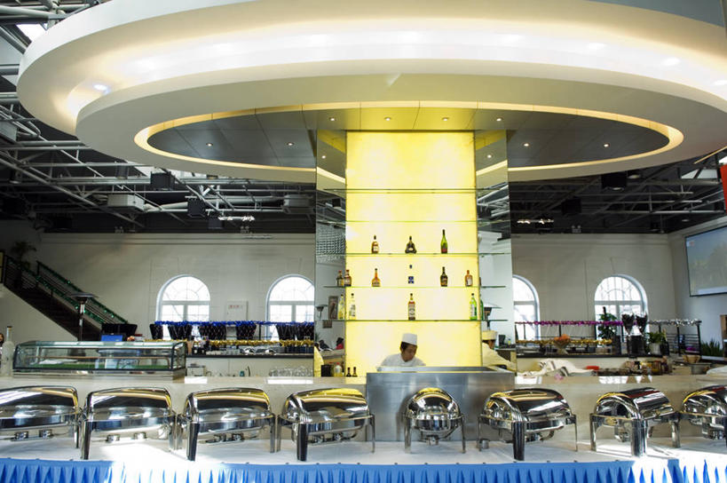 一个人,酒吧,横图,室外,白天,建筑,北京,亚洲,首都,现代,白色,摄影,主厨,烹调,彩图,餐馆