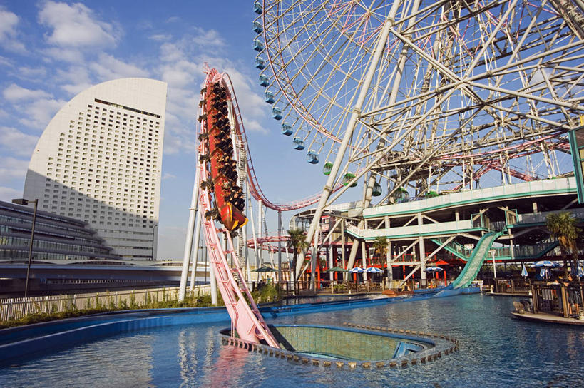 东方人,游乐园,横图,水,建筑,日本,亚洲,日本文化,球袋,横滨,神奈川县,现代,刺激,过山车,摄影,工程,东亚,本州,休闲活动,彩图