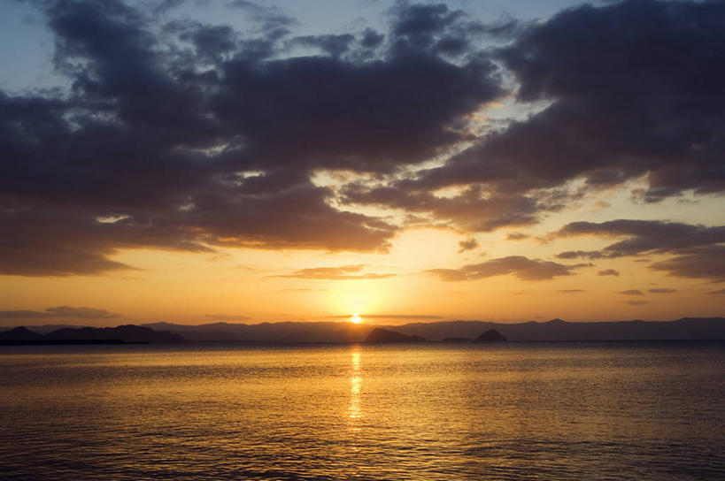 东方人,无人,横图,室外,日出,海洋,水,太阳,日光,日本,亚洲,地平线,水平线,云,橙色,安静,摄影,宁静,早晨,东亚,九州,鹿儿岛县,彩图