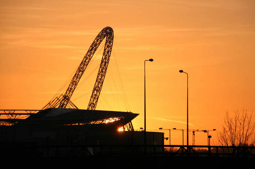 无人,横图,运动,橄榄球,日落,城市,建筑,英国,欧洲,发光,拱门,光亮,首都,体育场,现代,英格兰,红色,黄昏,橙色,摄影,西欧,剪影,大不列颠,大不列颠及北爱尔兰联合王国,大不列颠及爱尔兰联合王国,英吉利,温布利,温布利体育馆,彩图,大不列颠王国,大英帝国,联合王国,日不落帝国