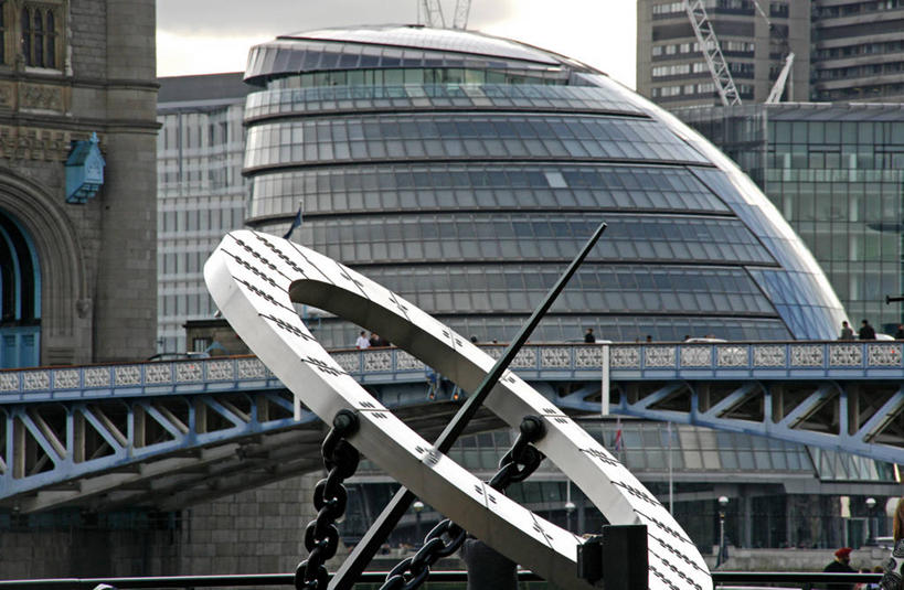 无人,工程师,建筑师,办公室,横图,白天,城市,建筑,英国,塔,首都,图像,英格兰,泰晤士河,摄影,市政厅,日晷,英国文化,塔桥,管理,建筑工程师,设计,彩图,总部大楼,画则师,图则师,则师,评估,人员,伦敦市政厅,霍朗明,诺曼.福斯特,诺曼.罗伯特.福斯特男爵阁下