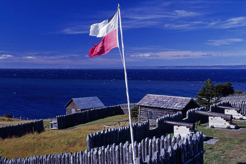 无人,横图,海洋,旗帜,智利,军事,枪支,屋顶,地平线,篱笆,炮,武器,摄影,拉丁美洲,彩图