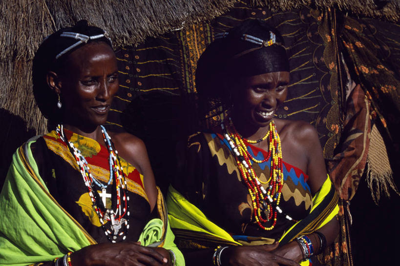 儿童,成年人,公园,横图,彩色,快乐,项链,珠宝,非洲,肯尼亚,珠子,摄影,五颜六色,明亮,色彩斑斓,国家公园,五彩缤纷,非洲文化,印度文化,纱丽,五彩斑斓,阿非利加洲,肯尼亚共和国,式样,五光十色,马萨比特国家公园,女孩,女人,彩图,传统服装