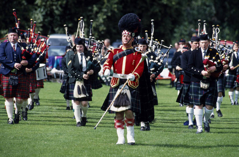 横图,乐队,管乐器,乐器,苏格兰,摄影,音乐人,苏格兰高地,苏格兰短裙,苏格兰风笛,熊皮帽,彩图,传统服装,高地运动会