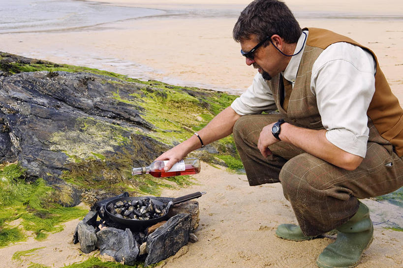 一个人,横图,室外,度假,烧烤,图案,图形,海岸线,食品,几何,菱形,饮食,苏格兰,自然,摄影,煎锅,数学,内赫布里底群岛,外赫布里底群岛,海滩,休闲活动,烹调,彩图,几何学,几何图形