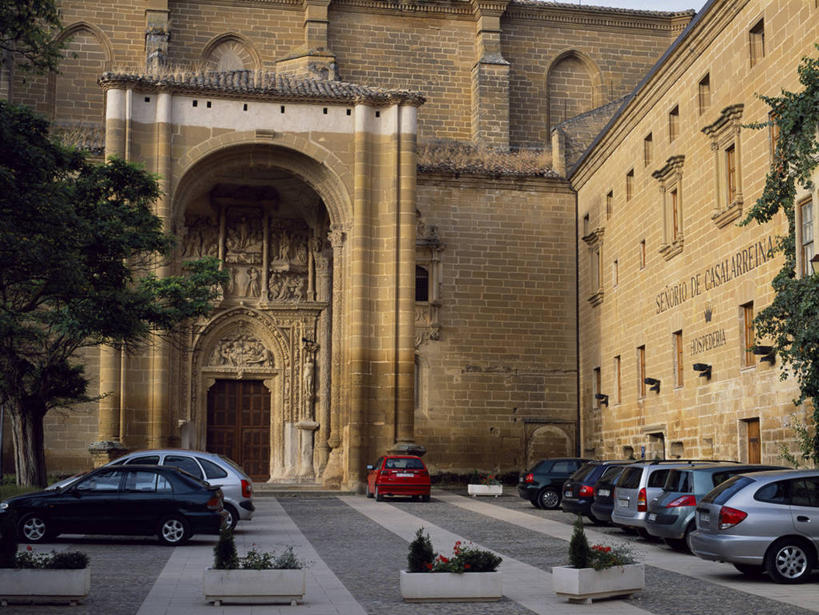 横图,门,酒店,西班牙,欧洲,节日,门口,文化,停车,祈祷,健康,许愿,摄影,宗教,信仰,纪念,祈求,基督教,天主教,修道院,信念,神学院,修院,隐修院,平安,彩图,门廊