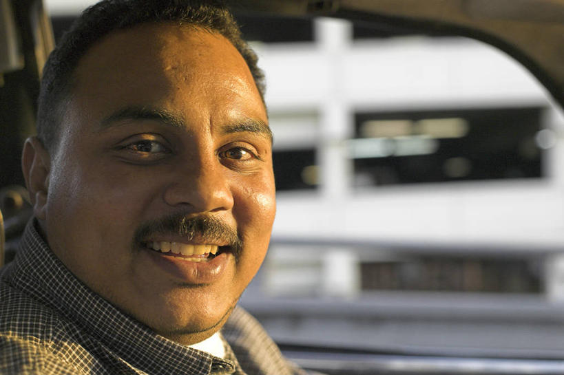 一个人,司机,微笑,横图,快乐,幸福,窗户,出租车,汽车,非洲,埃及,开罗,首都,摄影,伊斯兰教,中东,驾车,北非,彩图