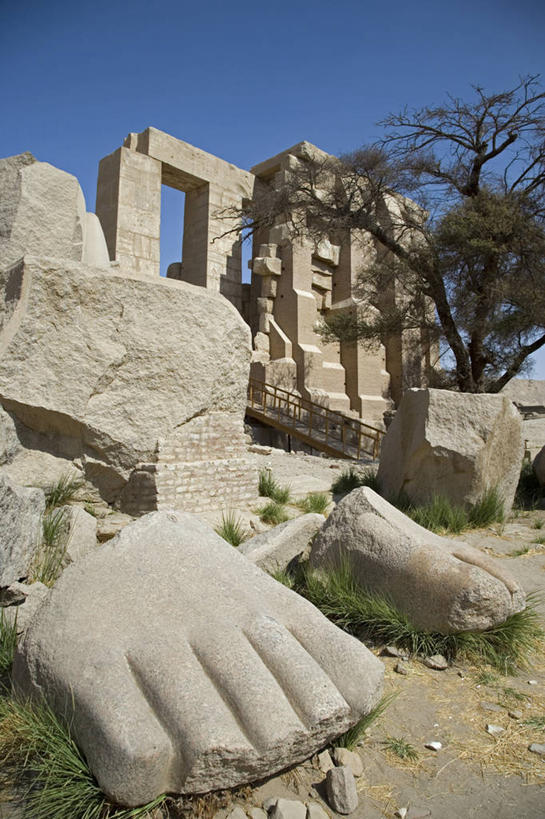 无人,竖图,室外,旅游,度假,建筑,尼罗河,非洲,巴基斯坦,埃及,亚洲,雕像,废墟,摄影,宗教,落下,纪念,留念,考古学,中东,法老,南亚,怀念,北非,埃及文化,古埃及文明,古代文明,巴基斯坦伊斯兰共和国,彩图,旅行,约旦河西岸地区,埃及卢克索