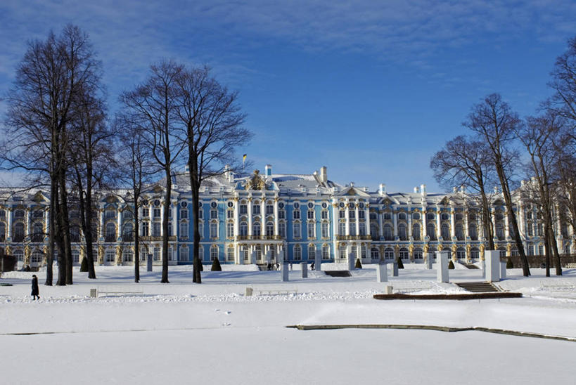 无人,宫殿,横图,彩色,室外,旅游,雪,建筑,俄罗斯,冰,冬天,宏伟,树,蓝色,白色,地标建筑,摄影,五颜六色,色彩斑斓,住房,五彩缤纷,皇后,五彩斑斓,洛可可风格,前苏联,五光十色,设计,彩图,旅行,罢工,俄罗斯文化,独联体