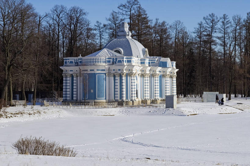 无人,公园,宫殿,横图,彩色,旅游,湖,雪,建筑,俄罗斯,冰,池塘,冬天,树,蓝色,白色,地标建筑,摄影,五颜六色,色彩斑斓,五彩缤纷,五彩斑斓,前苏联,亭台楼阁,五光十色,彩图,旅行,罢工,俄罗斯文化,独联体,洞室