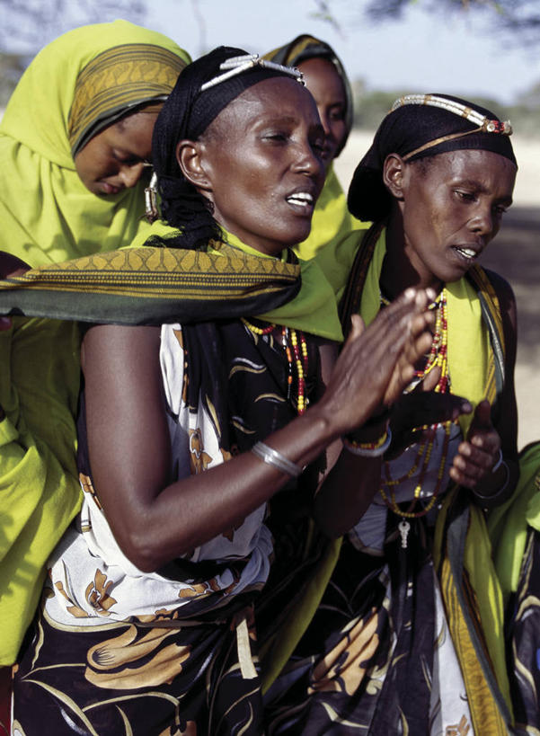 儿童,成年人,公园,竖图,彩色,婚礼,快乐,项链,珠宝,非洲,肯尼亚,庆祝,装饰,珠子,结婚,喜庆,摄影,纪念,五颜六色,明亮,色彩斑斓,国家公园,典礼,五彩缤纷,非洲文化,五彩斑斓,阿非利加洲,肯尼亚共和国,式样,五光十色,马萨比特国家公园,女孩,女人,彩图,传统服装,高兴,舞蹈,传统文化